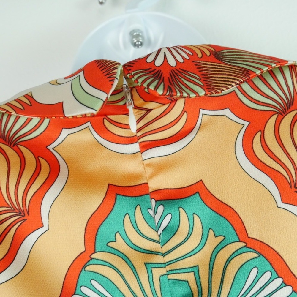 Elliatt NWT Neomi Romper Orange Green Floral Retro Long Sleeve Satin Resort M - Picture 13 of 13